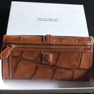 Dooney & Bourke Wallet